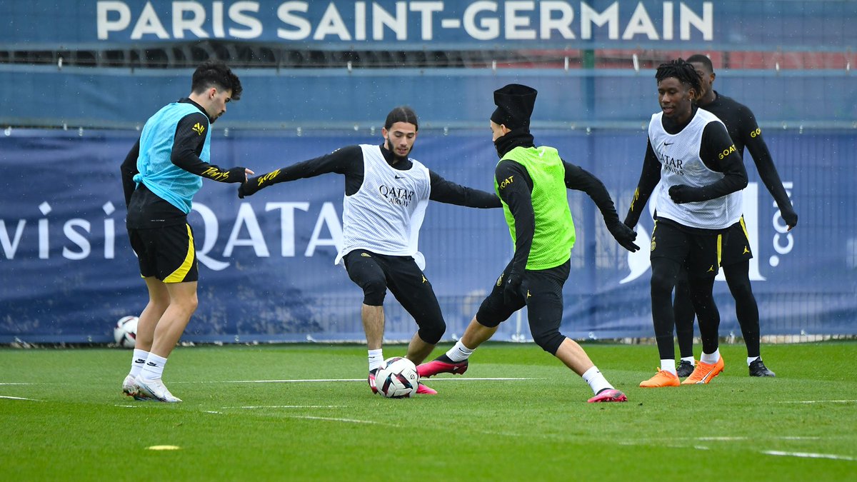 PSG_espanol's tweet photo. ¡Se viene el #PSGOL! 🔜 https://t.co/auszNUCDt6