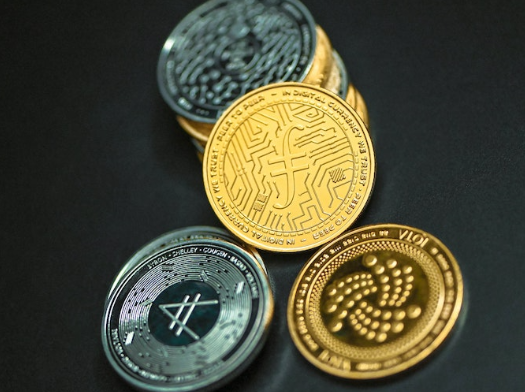 solicydotnet's tweet photo. 📍For the first time, #DAO treasuries exceed $25B 😱
📍#DeepDAO reports that since the start of 2023, the value of assets held in #DAO treasury has more than doubled. 😲 https://t.co/LaFWrQSysh