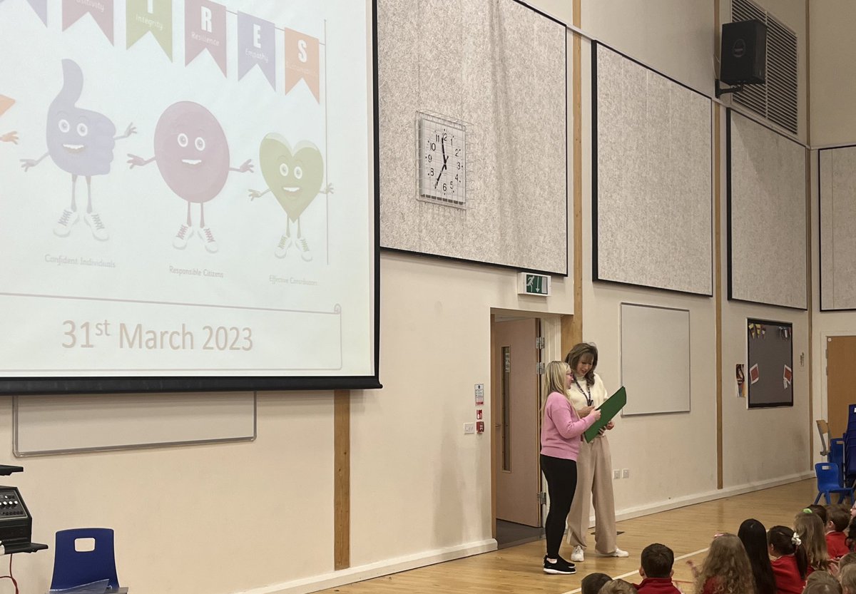 AiryhallSch's tweet photo. There was a very special Airyhall Achiever handed out today to say thank you to Mrs Smith for being an awesome  teacher for over 40 years. #AiryhallAspires https://t.co/WQThKCiqip