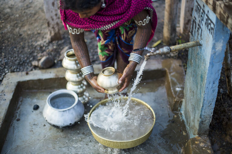CGIAR's tweet image. ‘Just’ energy transitions in agriculture are vital to address water insecurity and the carbon footprint of agriculture in India, says @aditimukherji @CGIAR and @IPCC_CH #ClimateReport author in conversation with @MongabayIndia.

🔗 on.cgiar.org/3JOdwTj 
#OneCGIAR #IPCC