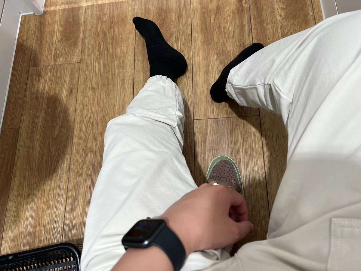luqingfeng_'s tweet photo. 想要一份纯粹的感情 有什么错 https://t.co/ps29hAJMV1