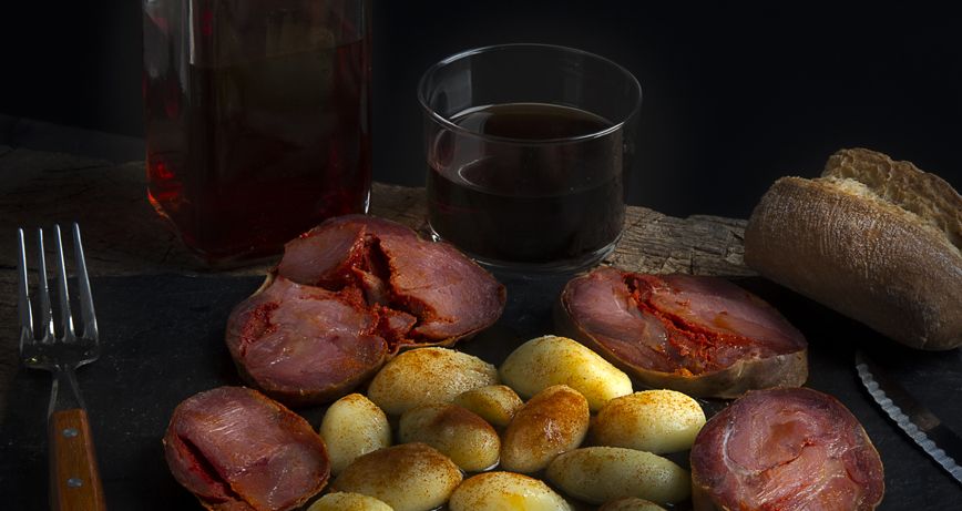 Los 10 mejores embutidos de la gastronomía asturiana dlvr.it/Slmr4R