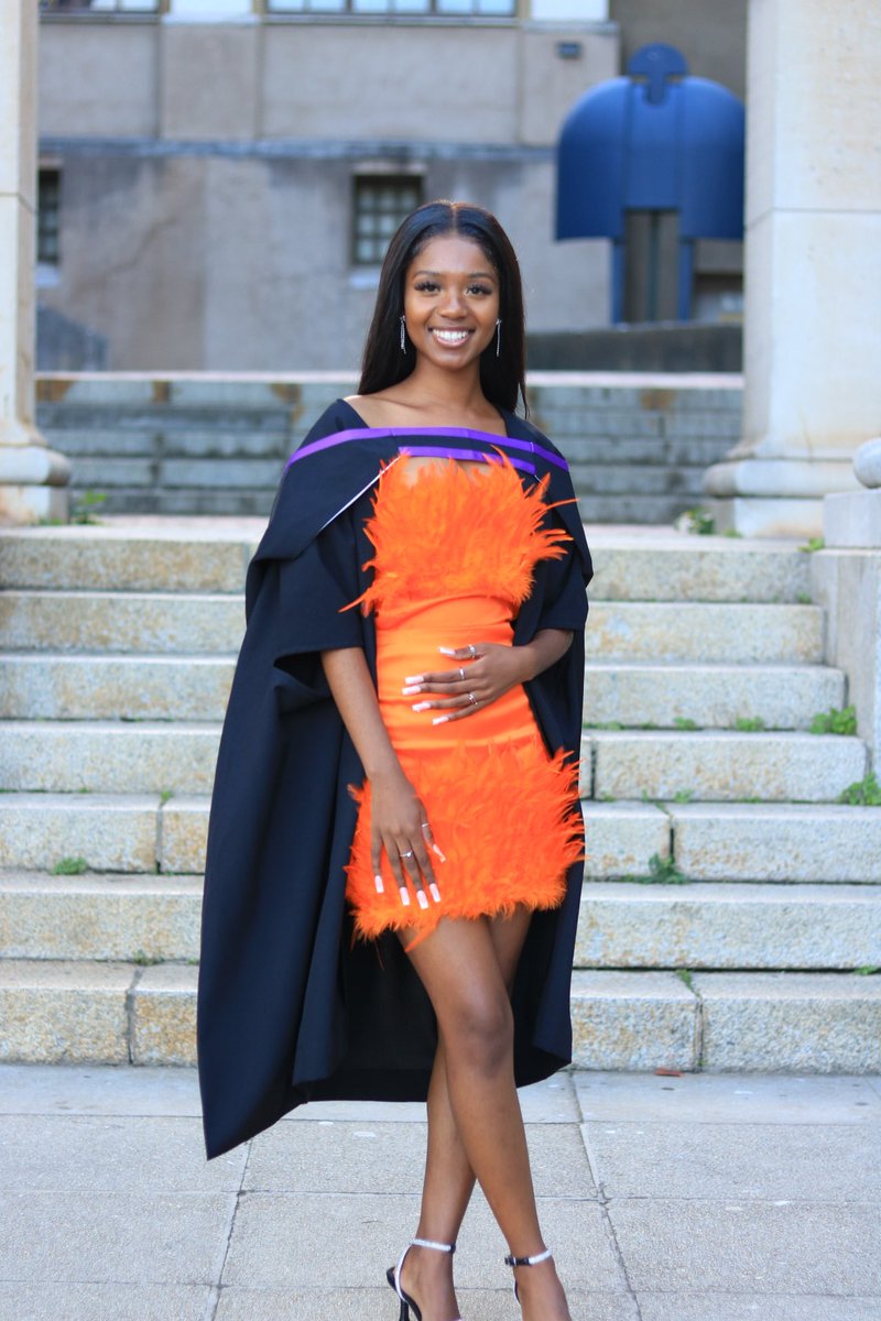 Tshidi 🌸 tweet media