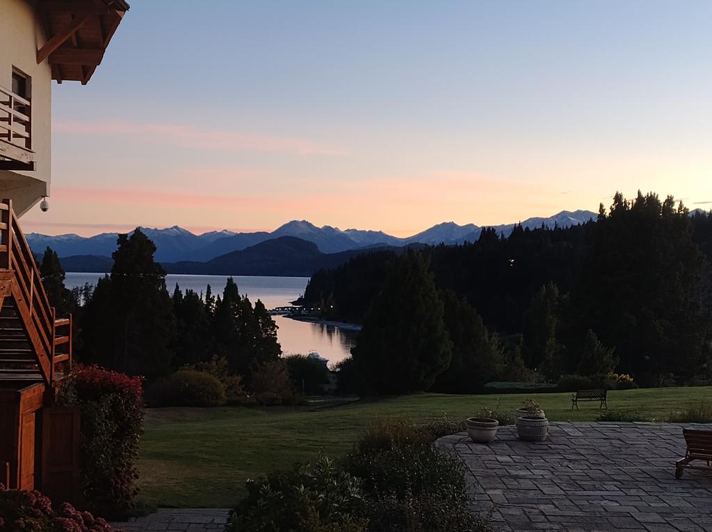Federico Furch (@federicofurch) on Twitter photo Beginning the last day of <a href="/UFO_XIII/">Ultrafast Optics 2023</a> . It has gone #ultrafast . It has been awesome. Thanks to everyone being part of this conference.
#optics #argentina Beginning the last day of <a href="/UFO_XIII/">Ultrafast Optics 2023</a> . It has gone #ultrafast . It has been awesome. Thanks to everyone being part of this conference.
#optics #argentina