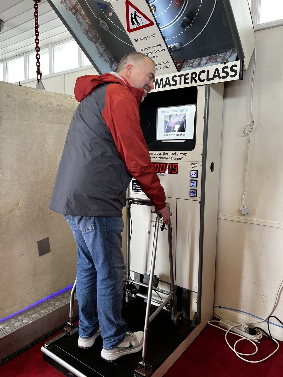 TimScott1969's tweet image. Bless him 😂😂 #fourjeets