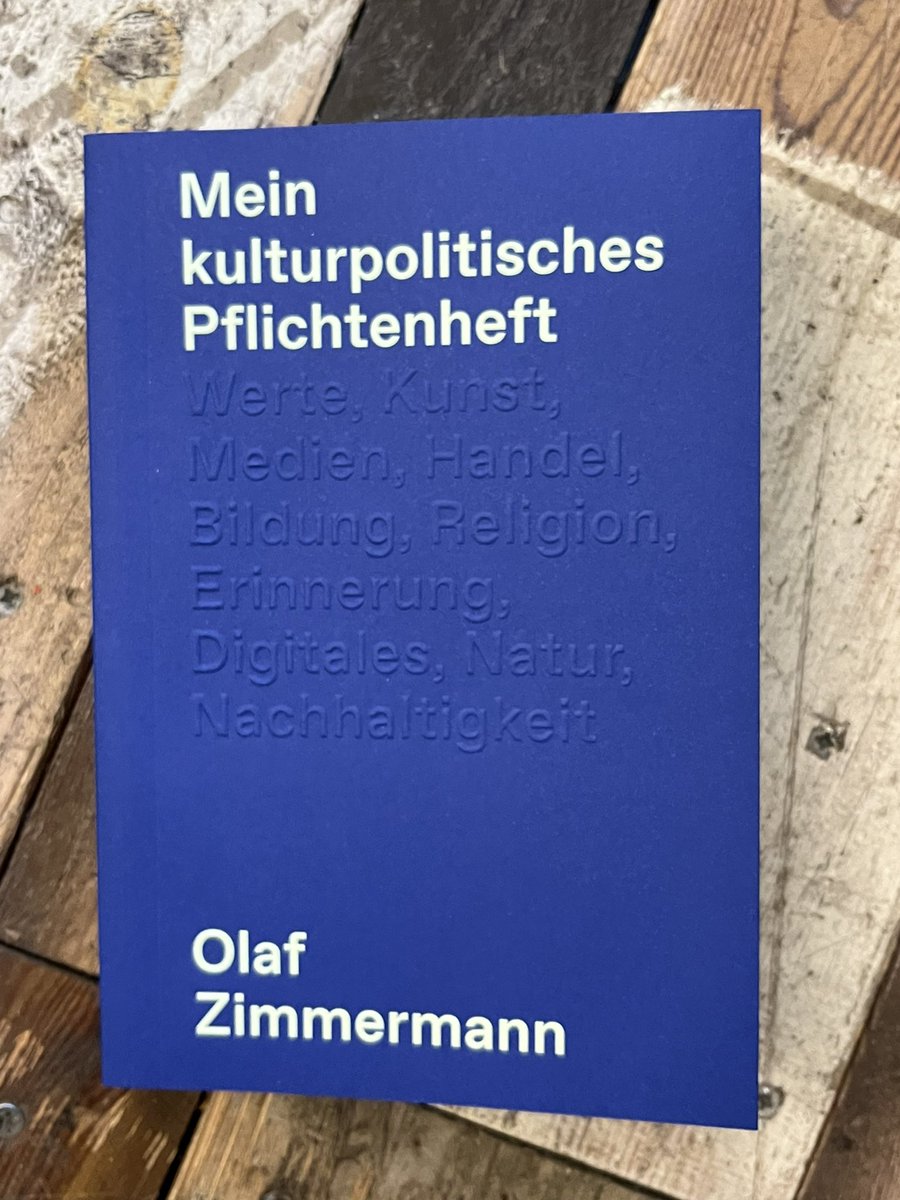 Strack_C's tweet photo. Wunderbare Veranstaltung im Deutschen Theater in #Berlin…

@olaf_zimmermann , Geschäftsführer des @DKRKultur ,  hat ein (mit wenigsten Schwächen) bemerkenswertes Buch geschrieben. Pflichtlektüre. 

„Wir reden ganz viel, aber wir führen keine Debatten.“ (Zimmermann) https://t.co/EIjL5bKoFW