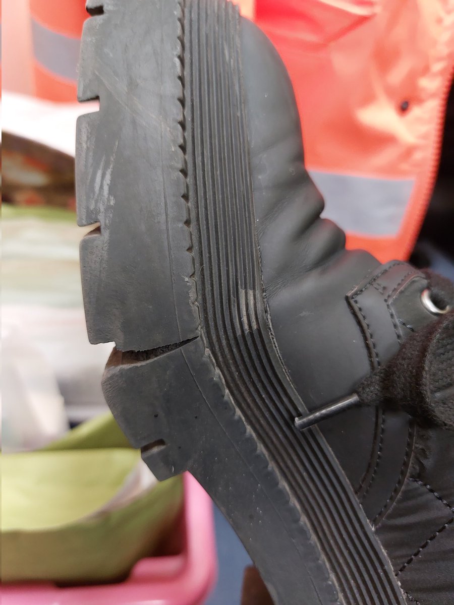 DebbieJohanson's tweet photo. Gutted!! Loved my shoes from @nextofficial, had them a couple of months, wear a couple of times a week and this happened. Not fit for purpose 😭 https://t.co/8owREf1L35