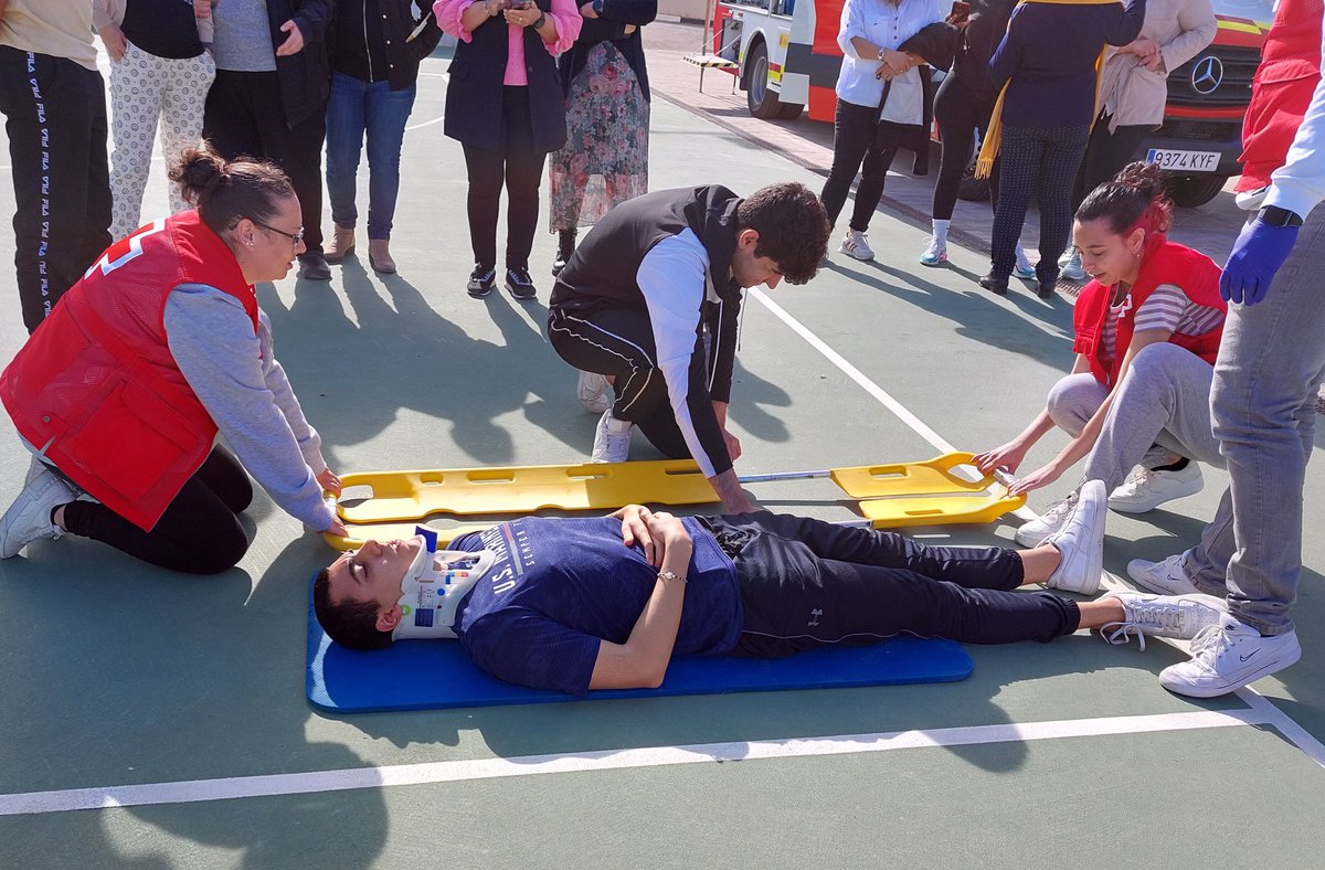 CruzRojaAL's tweet photo. Ayer el Centro provincial de Formación de @CruzRojaEsp en Alicante abrió sus puertas en una jornada dirigida a centros educativos a los que pudimos presentar nuestra oferta educativa para el curso 2023-2024
Gracias por vuestra visita futuros alumnos/as❤️
#AprenderParaSerMejores https://t.co/wVsgMLsx4q