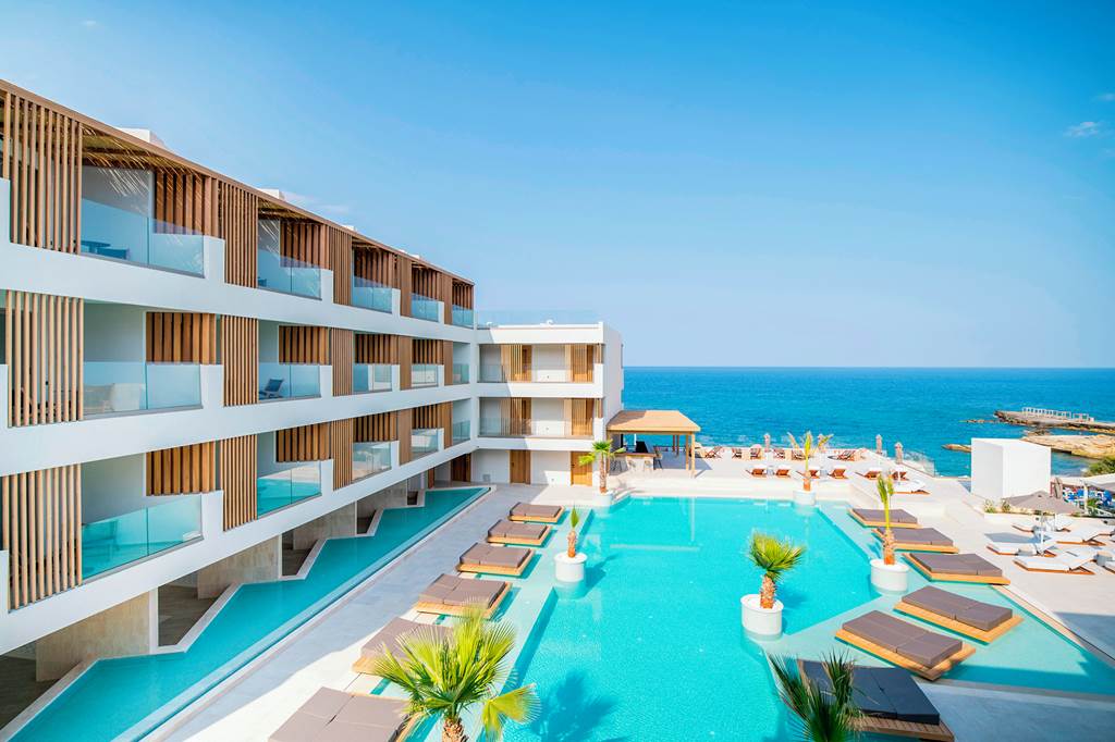 MoranTravel's tweet photo. ☀☀☀Hello Sunshine! ☀☀☀
🌟Boasting a prime beachfront location close to the upbeat resort centre of Hersonissos you will find the brand new Akasha Beach Hotel &amp; Spa.

🗓Departs 17th April for 7 nights

🍴Half Board Bas - https://t.co/RnGt7WvcDw https://t.co/NP8ZHo42Y2