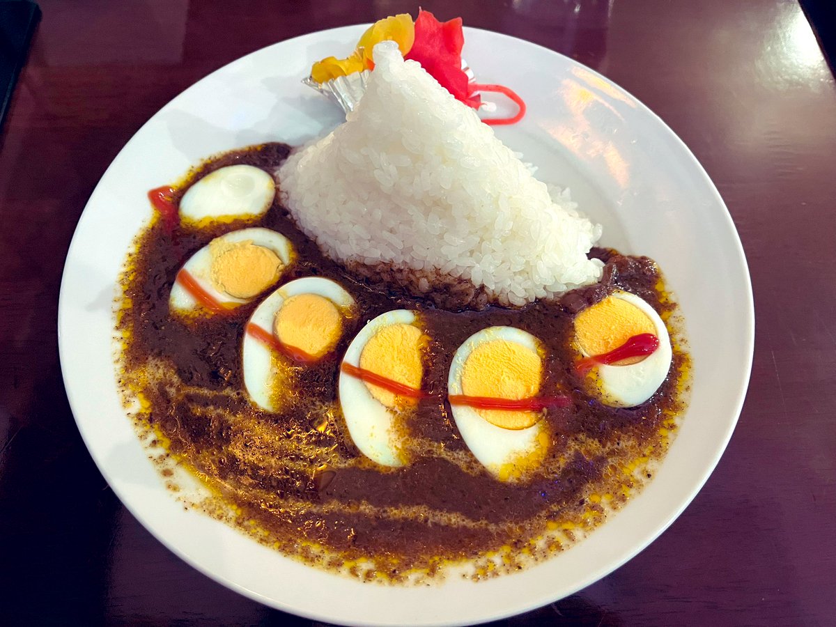 実は今月初旬にカンムでの最終出社を終え、インターネットの世界からも離れて念願の無職（という名の有給期間）を満喫してました！来月からは新しい環境で、また楽しくサラリーマン頑張るぞ〜💪

退職ツイート定番のビル画像をすっかり撮り忘れてたので、大好きなムルギーの写真を添えておきます🍛