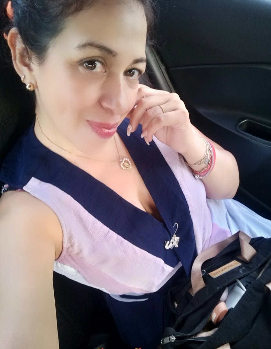 BrbaraVargasVer's tweet photo. Sin dudar a mis 47 años me siento muy feliz. Vivan los 40.
#cuarentonasdetwitter https://t.co/ARNGOyQEys