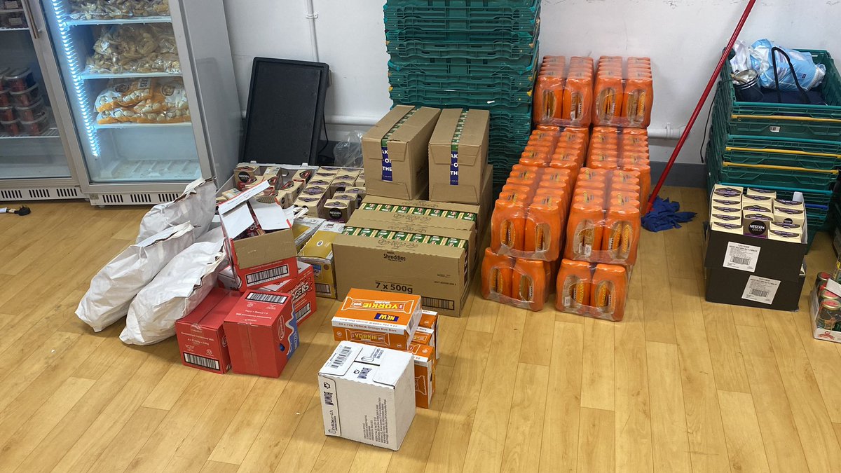 Sneak peak of some of what we will have available today. 

<a href="/UniOfGalwaySU/">Comhaltas na Mac Léinn, Ollscoil na Gaillimhe</a> <a href="/uniofgalway/">Ollscoil na Gaillimhe | University of Galway</a> <a href="/wellcrew/">WELL</a> <a href="/FoodCloud/">FoodCloud</a> @socsbox