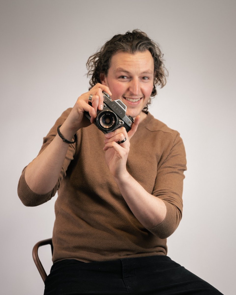 WeAreSocialLoop's tweet photo. Meet our Content Creator, Sam! 📸

With a passion for Photography &amp; Videography, Sam spends his day behind a camera! He provides plenty of entertainment with his 'top tier' Dad jokes and is a keen DIY'er currently converting a campervan 🤣🚚 https://t.co/gxRxQjfq1S