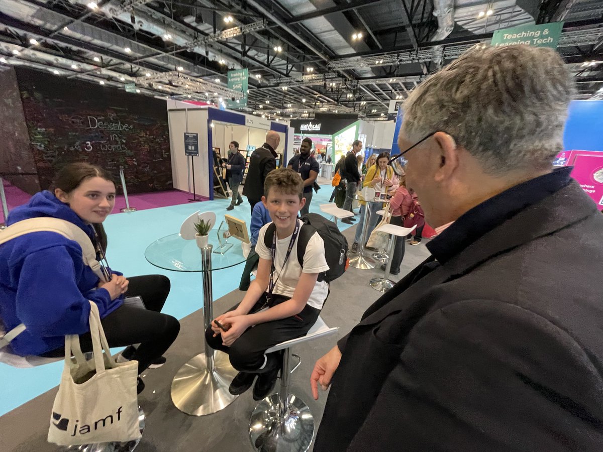 Parkfield's tweet photo. We’re having a great time at BETT today! #TechnologyTeam https://t.co/5SFLLxJyvj
