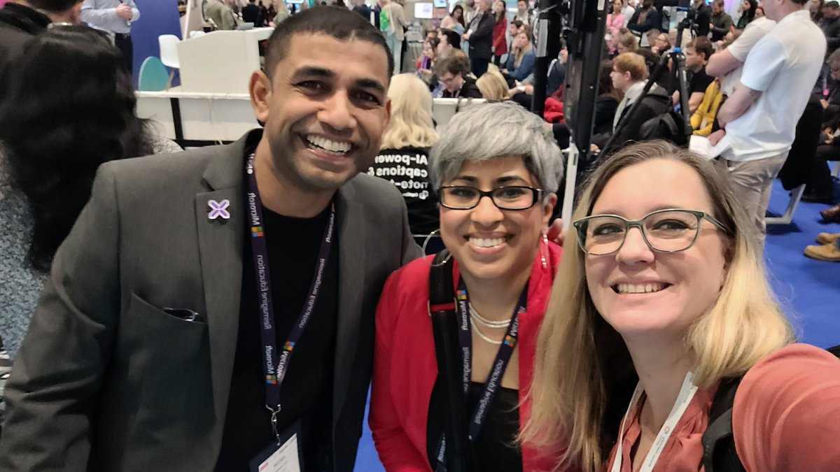Shahida_1_'s tweet photo. 2/2 Brilliant to connect(Pics again just cos its friday and they're pure joy) @LouMycroft @alicekeeler @EvoHannan @TobyDoncaster @WhatTheTrigMath @TheHKF
#fusion #BetterTogether #hkf💜 #joyfe💛 #Bett2023 #amplifyfe #learningworked #digital #fe https://t.co/BDD9wJZAec