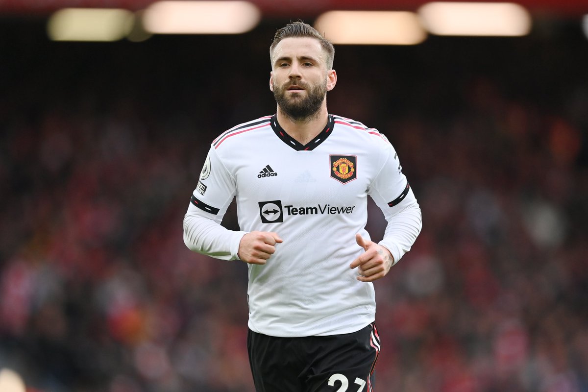 FabrizioRomano's tweet photo. Luke Shaw has agreed new four-year contract with Manchester United and has already accepted all conditions of the deal 🔴🤝🏻 #MUFC

It will be completed soon, as first called by @mcgrathmike @TheAthleticFC. https://t.co/jlHRK0TNzx