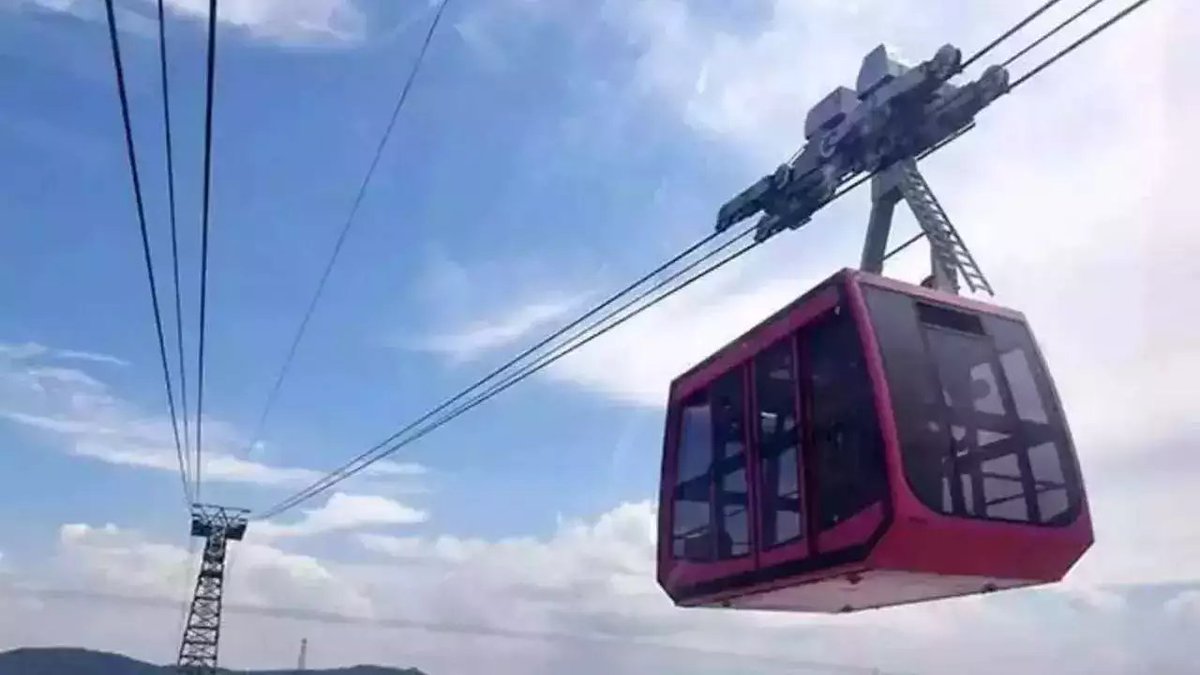 Infrapointers's tweet photo. - India's first urban ropeway project to commence in Varanasi by 2025.
- Foundation stone laid by PM Modi on Mar 24, 2023
- Travel time between Cantt station and Godowalia chowk to reduce to 17 mins from current 1 hour
#varanasiropeway #futureinfra @ChristinMP_ https://t.co/ItkvtBClgt