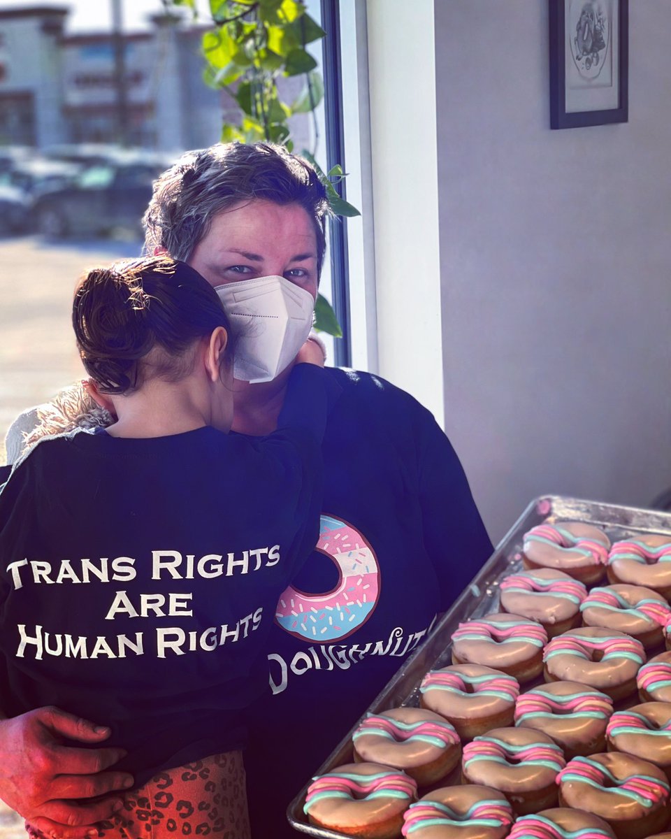 Today is Trans Day of Visibility. Trans Folx are under attack, &amp; it is terrifyingly unnecessary. Today, and every day let’s celebrate the beauty and value Trans and gender non conforming folx add to our world. Let’s focus on love instead of fear and hate
#TransDayOfVisibility