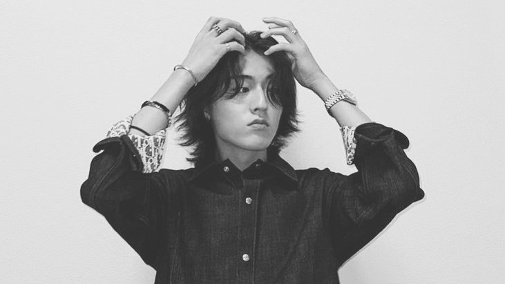 hd_haruto's tweet photo. turning 19 in a few days 🖤 https://t.co/ofR0kIBx14