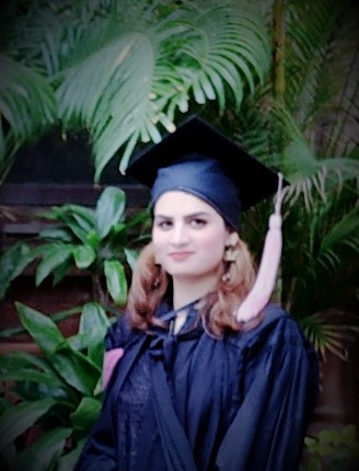 GculHistory's tweet photo. Congratulations to Sara Samad on completing her MPhil @GculHistory! Her research on Mughal jewelry beyond adornment explores its role as a symbol of power and political motive, shedding light on the dynasty's identity and patronage of the industry. #MughalJewelry #SymbolOfPower https://t.co/zXZbMB35SD