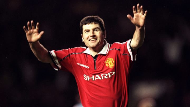 Andy Robertson couldn’t lace Denis Irwin’s left boot.
Trent Alexander Arnold could lace Denis Irwin’s right boot.
People say Ashley Cole was better.
Rubbish.
Ashley Cole couldn’t play on the right.
The long and short of it is whoever you compare to this man they will lose.