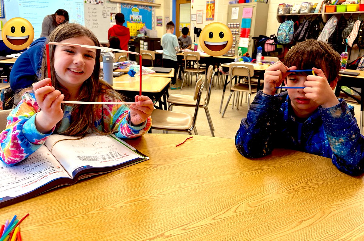 MTL_SVMaccMath's tweet image. One of my #favorite @Inv3_Math activities! The kids build different quadrilaterals with straws. It really helps to #buildmathminds by creating concrete models to show the attributes of those shapes! @MTL_LMansolino #mrsmaccrismathmindset #investigationsmath