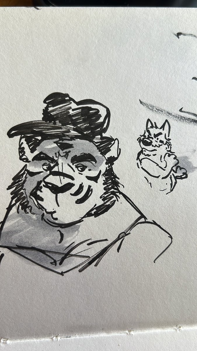 I feel like a cat is following me . Hmmmmm <a href="/Adeaia6954/">adeaia.bsky.social</a>