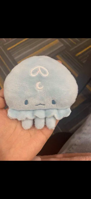 Waiting for the jellyfish emoji to come to desktop!!!  