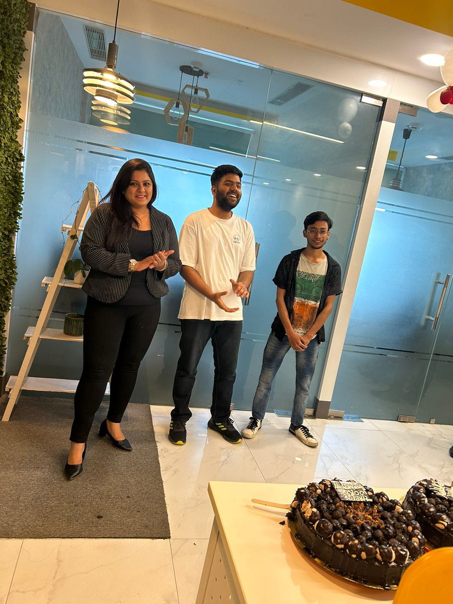 zapminati1's tweet photo. An employee’s birthday or work anniversary is one of the worthy ways to build the team culture.

Here’s the glimpse of the amazing moments captured in our monthly celebration.

 #team #work #culture #birthdays #celebrations #employeeofthemonth #corporateculture #workanniversaries https://t.co/y3AhTQfrq0
