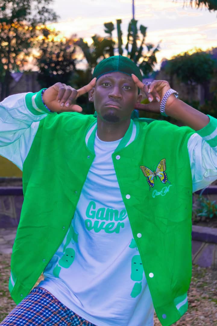 icon_jet's tweet photo. Bad energy stay far a way..
New music loading soon.. https://t.co/m2JtKTei33