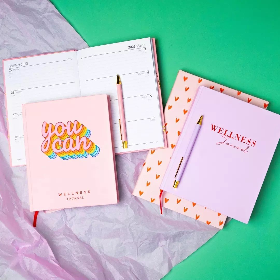 Do you own a wellness journal? 🎶 💗💅

Forget the flowers, there's nothing better than treating yourself to gift from Ryman ✨