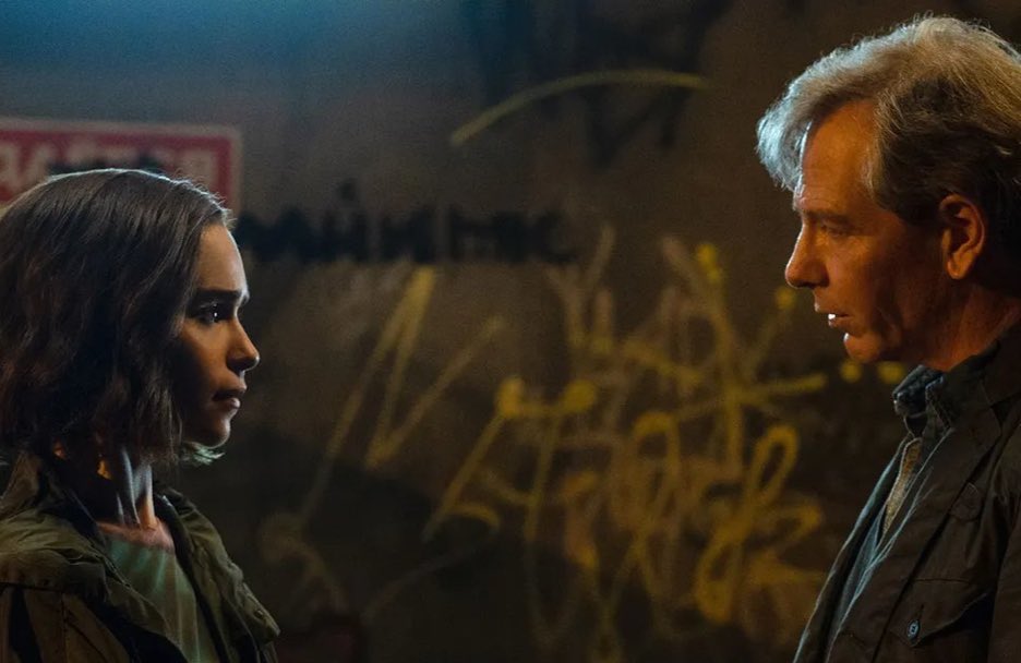 GaliciaMundiari's tweet photo. Nuevas actualizaciones de #SecretInvasion reportan que #EmiliaClarke interpretará a la hija de #Thalos (#BenMendelsohn), a quien se vió en #CaptainMarvel. Esto desmiente el rumor de que sería la nueva #DaisyJohnson y aviva los rumores de que #ChloeBennet estaría de vuelta 😍 https://t.co/2i1I1a9q4f