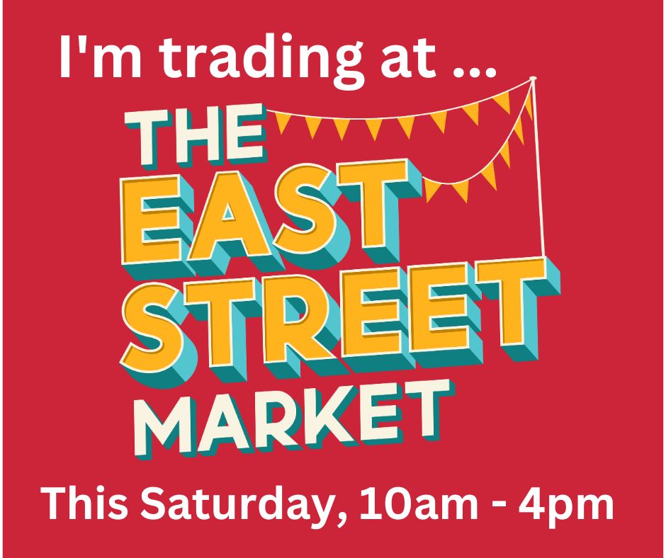 Bedminster_TT's tweet photo. Listen up, Bedminster 📢📢📢

There's a brand new monthly vintage market coming to East Street and it kicks off TOMORROW! 

On the first Saturday of every month, you will find market stalls up and down East Street plus music and family fun. Come along and find those hidden gems. https://t.co/DP3EOqtFrq