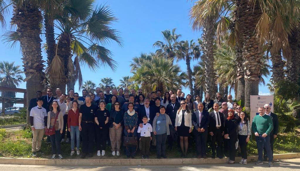 BRESOV_EU's tweet photo. The #BresovEU Final Conference is over!

This international event gathered more than 70 people, incl. project stakeholders, representatives of the EU institutions, breeders, farmers &amp; students.

Thank you all for fruitful discussions on the future of #organicagriculture  🥦 🍅🫘! https://t.co/6179aOyCuh