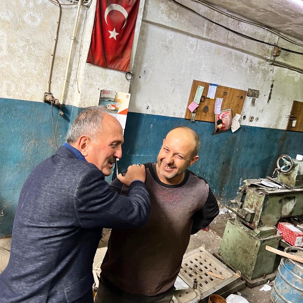 behcetsaatci's tweet photo. İYİ'ler olarak, kadın politikaları ve gençlik kollarımızdan arkadaşlarımızla birlikte Fethiye Sanayi Sitemizde Esnafımızla buluştuk... Hayırlı Ramazanlar, hayırlı işler diledik... 
#AzKaldı #iyiparti https://t.co/C0rrCth7vz