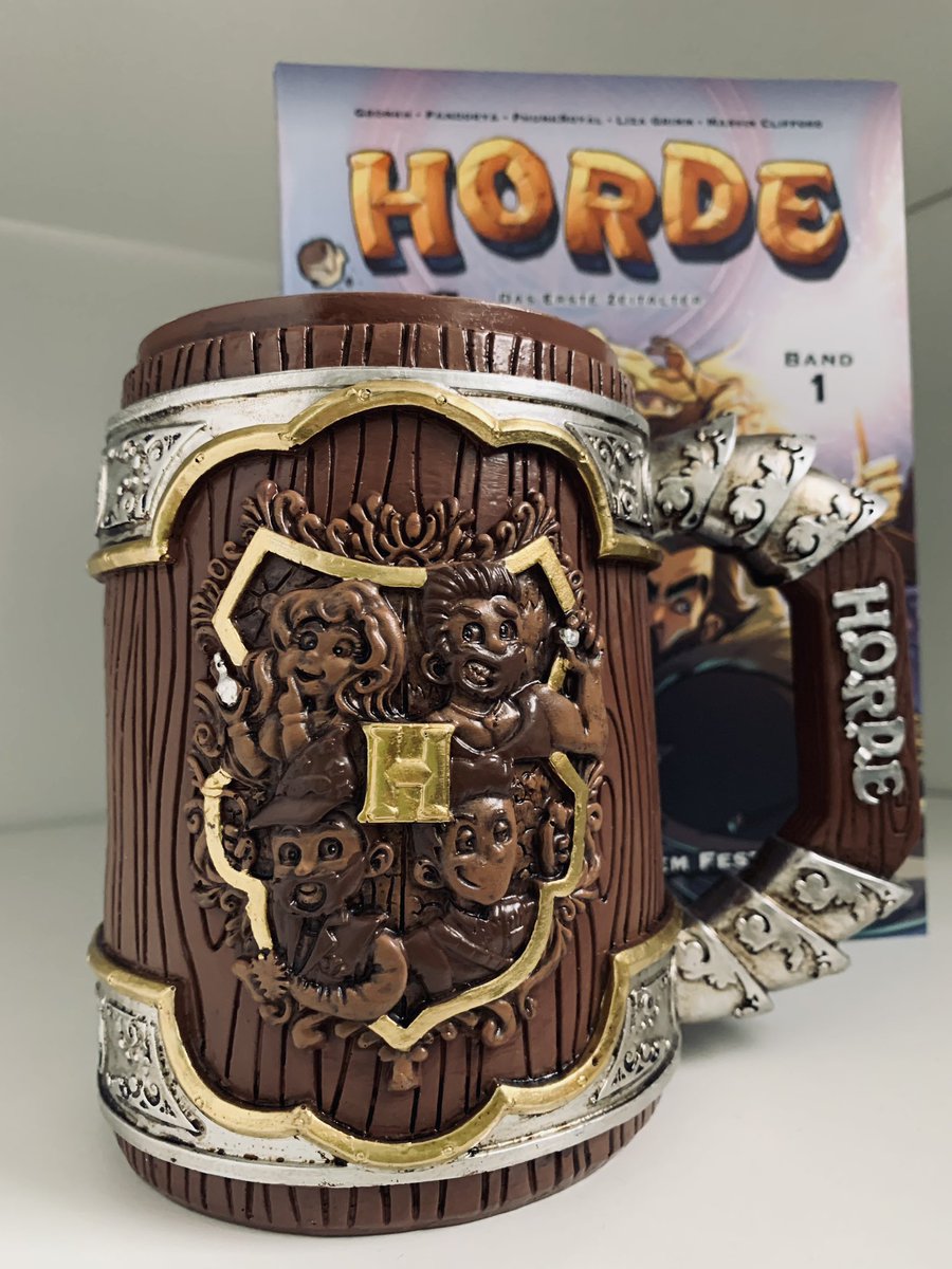 #GEWINNSPIEL: Exklusiver Kunstharz-#HORDE Krug! Nutzt die einmalige Chance dieses Muster zu gewinnen. (wird nicht verkauft werden) Dazu einfach diesen Tweet retweeten & mir folgen. Bis 05.04.23 23:59 Uhr habt ihr Zeit teilzunehmen. #GronkhTV #grnkshop