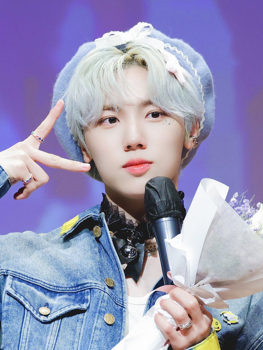 230311 케타포 
친구네 아기토끼 🩷🐰

#AprilFoolsDay #성민 #안성민 #SEONGMIN
#크래비티 #CRAVITY