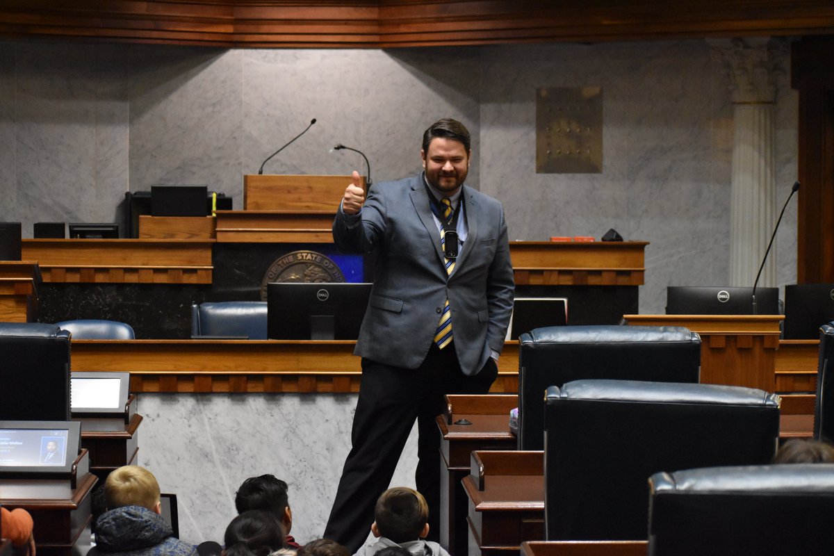 SenatorJDFord's tweet photo. I had the pleasure of speaking with 4th graders from our district on Wednesday about the Senate and what we do as senators. I explained how we vote on and write legislation and answered questions that they had about their state government. 1/ https://t.co/ZM6EKQgcrH