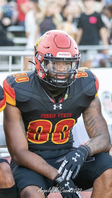 MahkiMatthews1's tweet image. Looking for a new home!