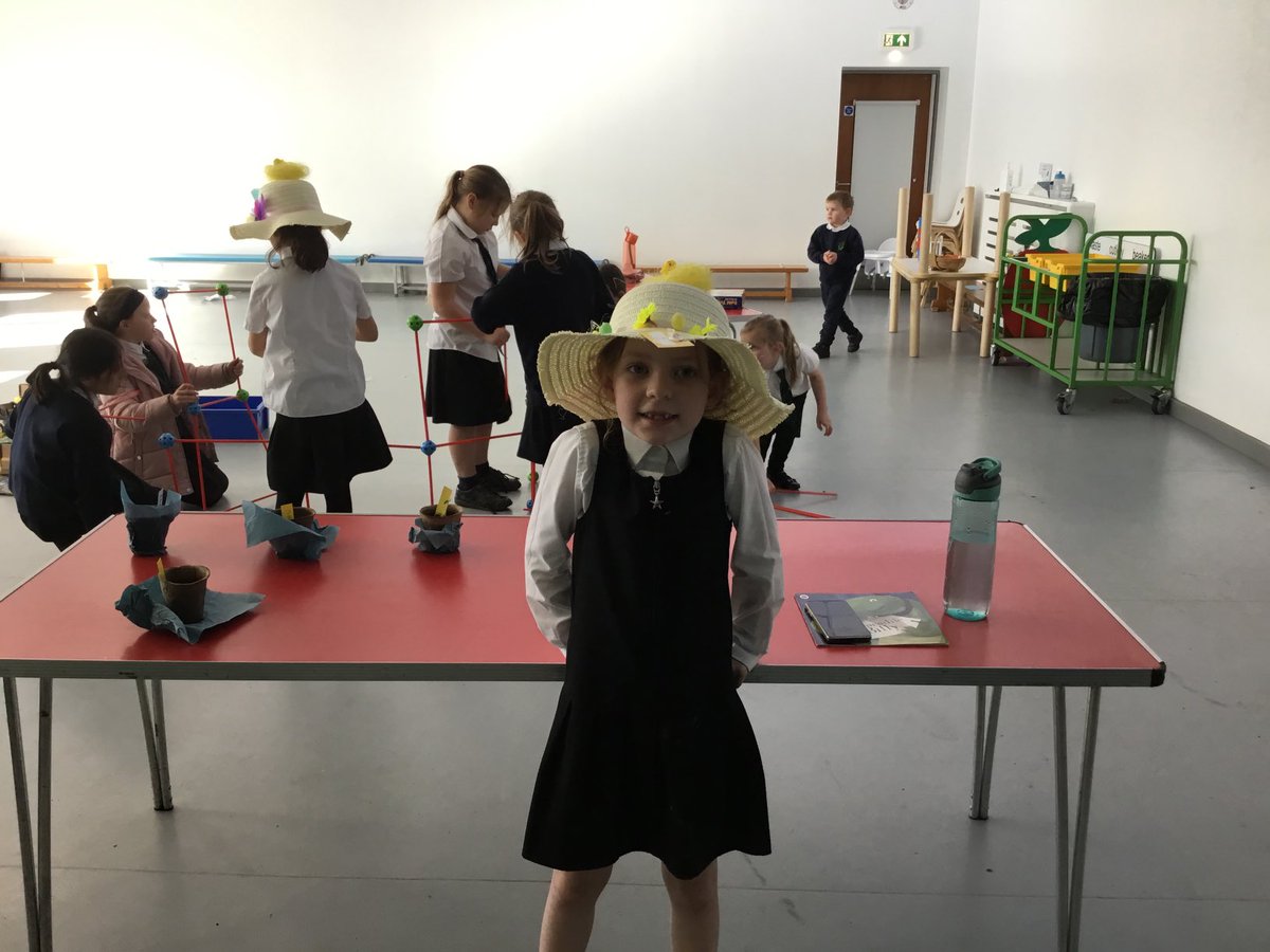 Happy children lots of mess but fun fun fun 🤪😜