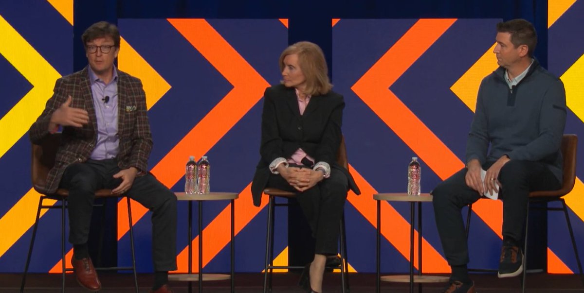 ConciergeWM's tweet image. RT @LPLResearch &quot;RT @JeffreyJRoach: We are having productive times talking markets with advisors at our annual conference! #lplmasters @LPLResearch  @LPL https://t.co/sDMLNvqbIi&quot;