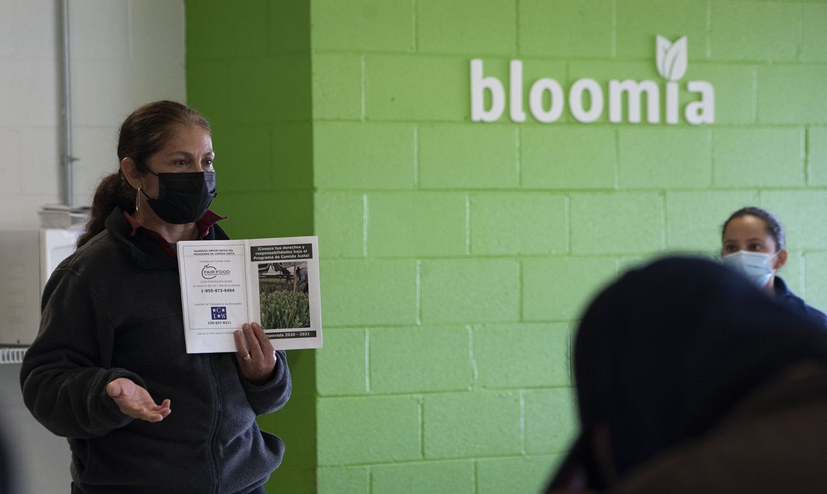 “All it takes is one person in power to change the status quo and make it fairer."

The <a href="/FairFoodProgram/">Fair Food Program</a>'s international expansion into Chile and South Africa w/ <a href="/bloomiaflowers/">Bloomia</a> featured in the press!

ciw-online.org/blog/2023/03/f…