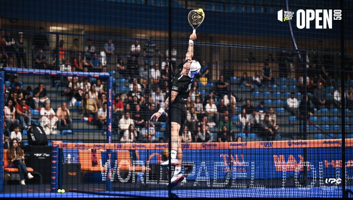 Se encontraban en cuartos de final, una pareja con rodaje y una debitante , en esa disputa @xisco_gill y <a href="/ramimoyano/">Ramiro Moyano Toledo</a> vencieron con autoridad por 6/3 y 6/2 a Juan Cruz Belluati y Javi Leal.
#wpt #open #reus #sidespin #padel