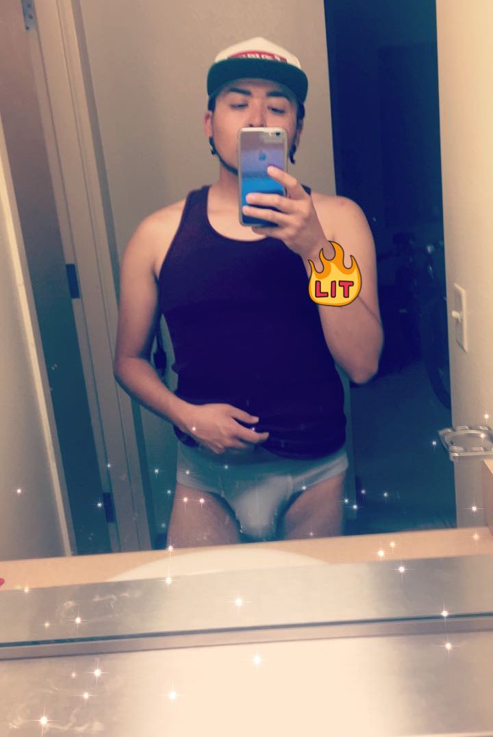 Urban626's tweet photo. That one time … #bulge #underwearbulge #living #schoolmorning #gaythings #gaynative #savage #winkwink https://t.co/gS9ayTH6Yz
