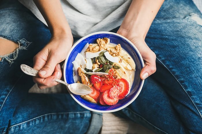 You say you have no time? Ditch the morning rush excuses. Here are tasty, quick b...rd.com/list/quick-bre…