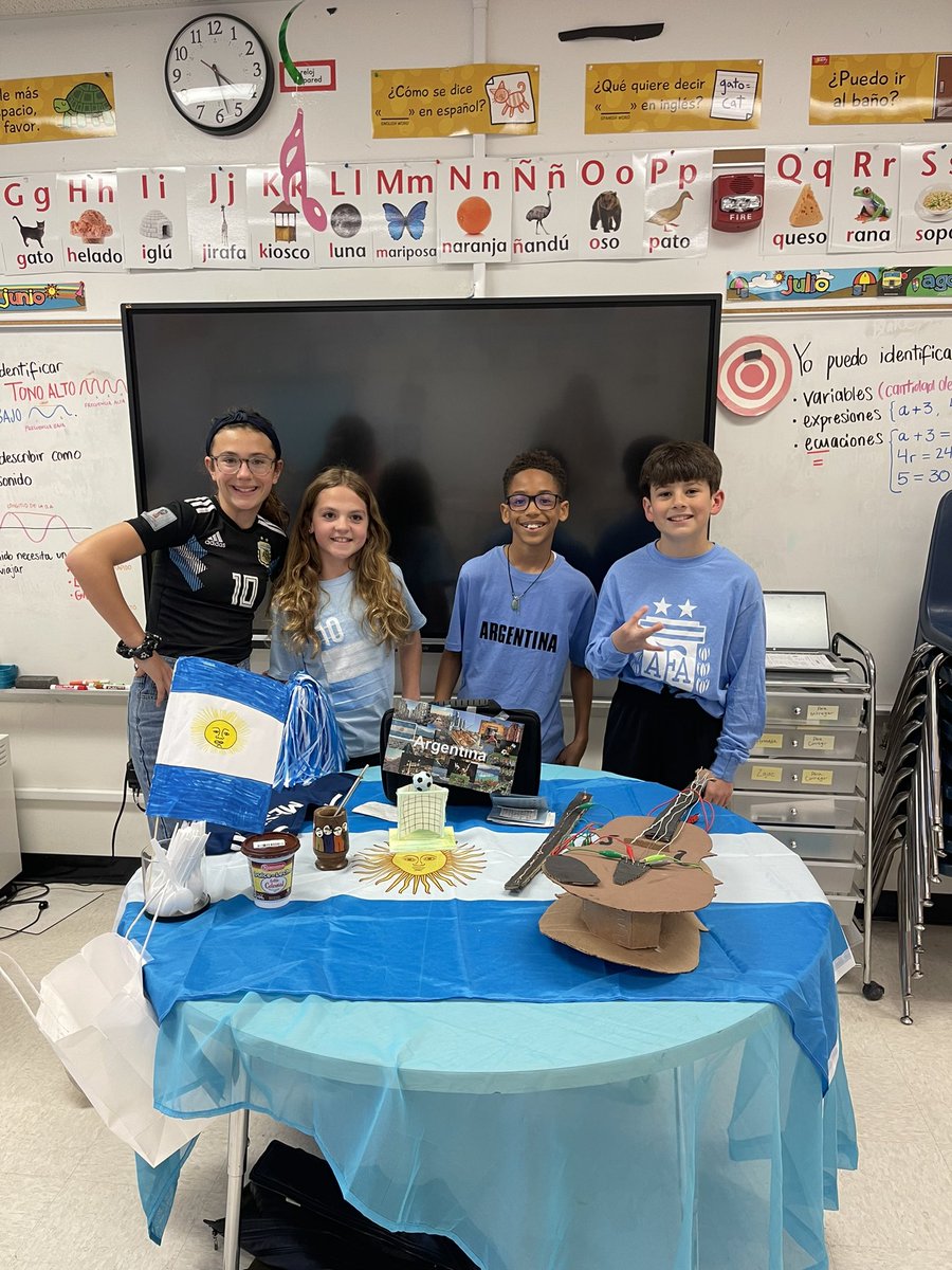 Proud of all my school babies❤️ #SpanishEXPO <a href="/cfescolts/">Christopher Farms</a>