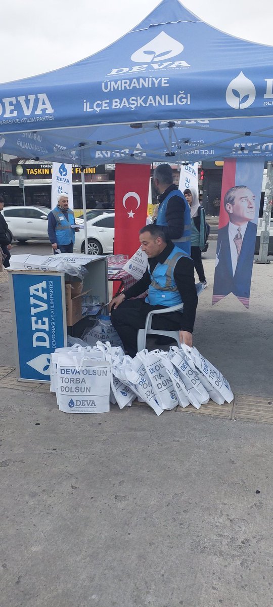 DEVA olsun TORBA dolsun. Memleketin her Evine dolu torbalar gitsin. Kimse yardıma muhtaç olmasın diye çalışıyoruz <a href="/alibabacan/">Ali Babacan</a> <a href="/Mimarhasankeles/">Mimar Hasan KELEŞ</a> <a href="/drerhanerol/">Dr. Erhan Erol</a> <a href="/mmuzun/">Mehmet Muaz Uzun</a> <a href="/avmdemiral/">Av.Mustafa Demiral</a> <a href="/isiklarerdem/">Erdem Işıklar</a> @cemavsar44 <a href="/bdalgin/">Burak Dalgın</a> <a href="/GencDevaUmranye/">Genç DEVA Ümraniye</a> @UmraniyeKadinda