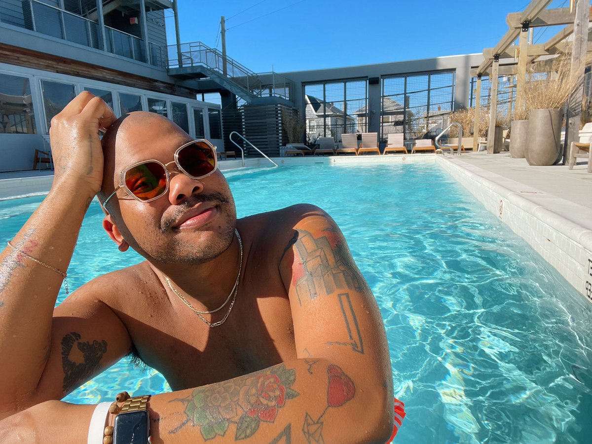 jab07_'s tweet image. 🗣️🗣️ TO FREEDOM ✌🏾🙌🏾!! 

#imout #funemployed #BlackBoyJoy