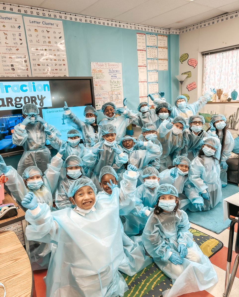 JennnTravis's tweet photo. We got some doctors on duty performing contraction surgery! 🩺🩻🥼👩⚕️🧑⚕️
#NavarroElementary
#SecondGrade
#FutureDoctors
#ContractionSurgery https://t.co/tXkaqwY7F5
