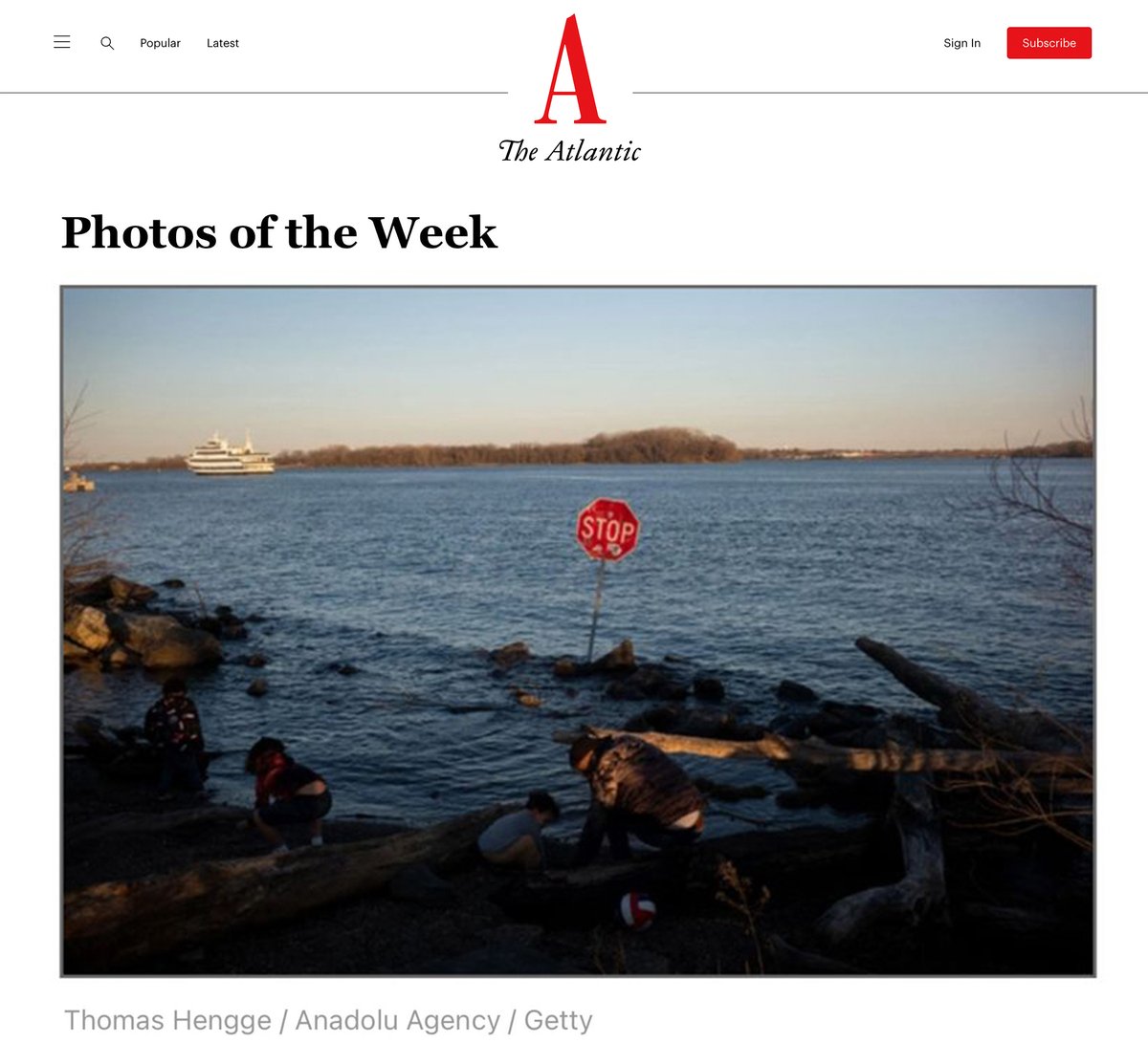 serapaaydin's tweet photo. Photos of the Week https://t.co/11vbORPY9B #Philadelphia #DelawareRiver #photojournalism 

📸 Thomas Hengge @thengge13 @anadoluimages https://t.co/YKFd8itUA8
